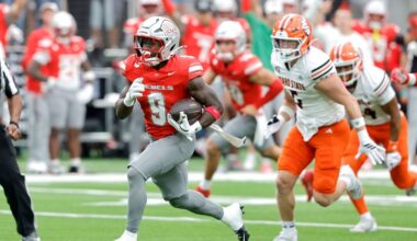 Jai'Den Thomas scores 3 TDs and UNLV holds off Idaho State 38-31 in Dan Mullen's debut as coach