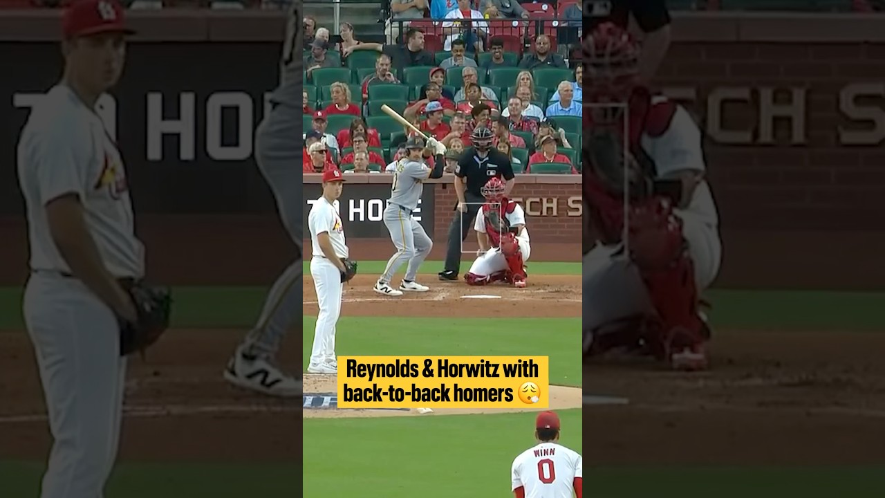 Bryan Reynolds and Spencer Horwitz rock back-to-back 400+ foot home runs 😮‍💨