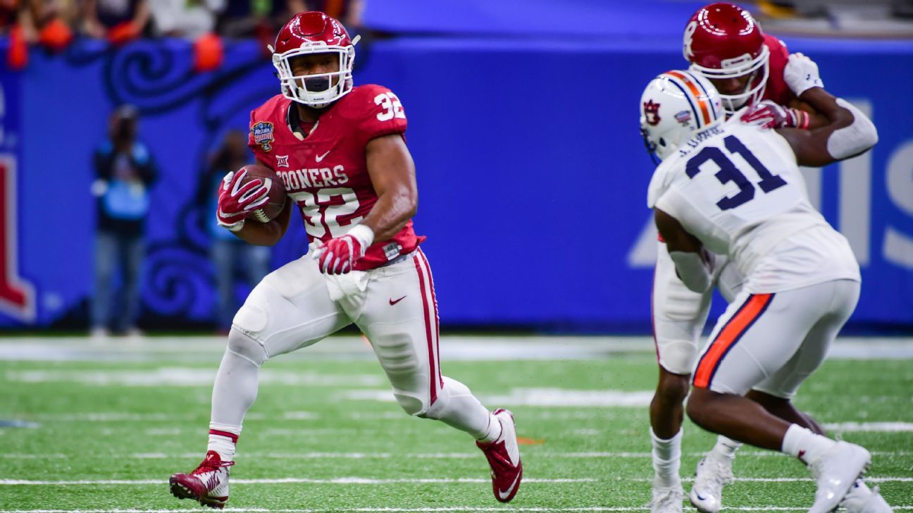 Who has the most rushing yards in a college football game?