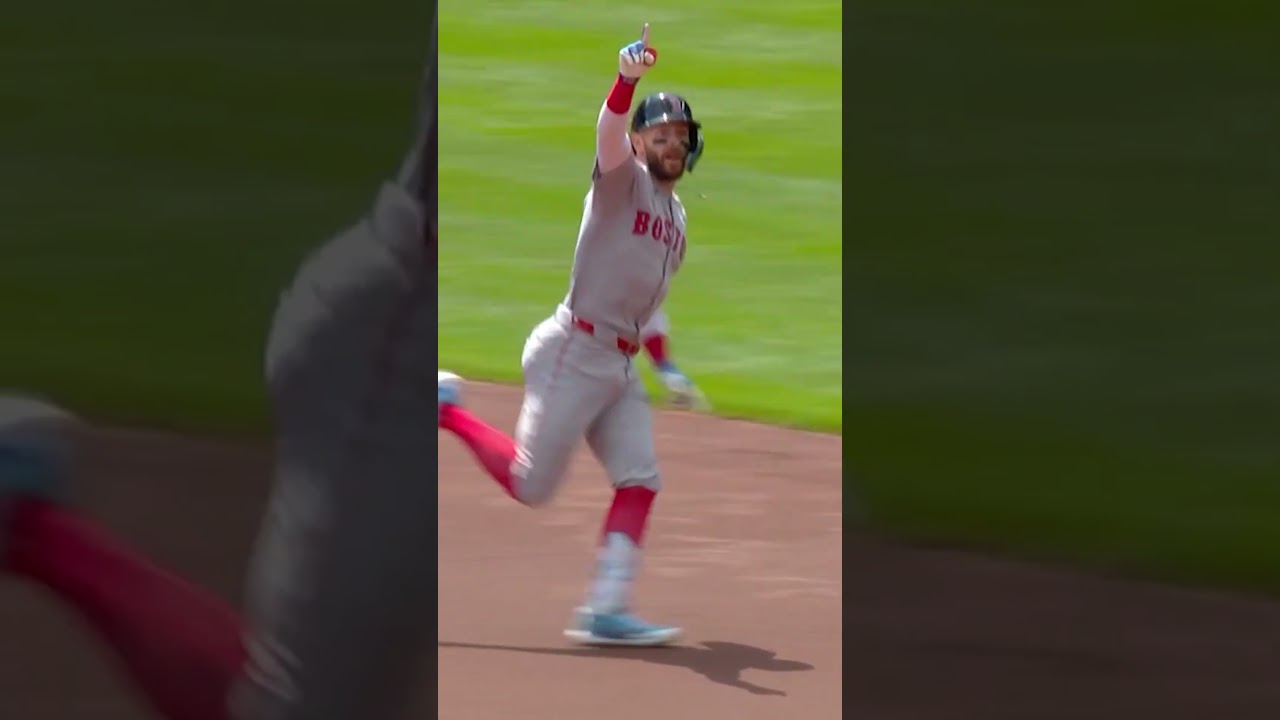 Trevor Story's 22nd blast of the year gives the Red Sox the early lead 💥