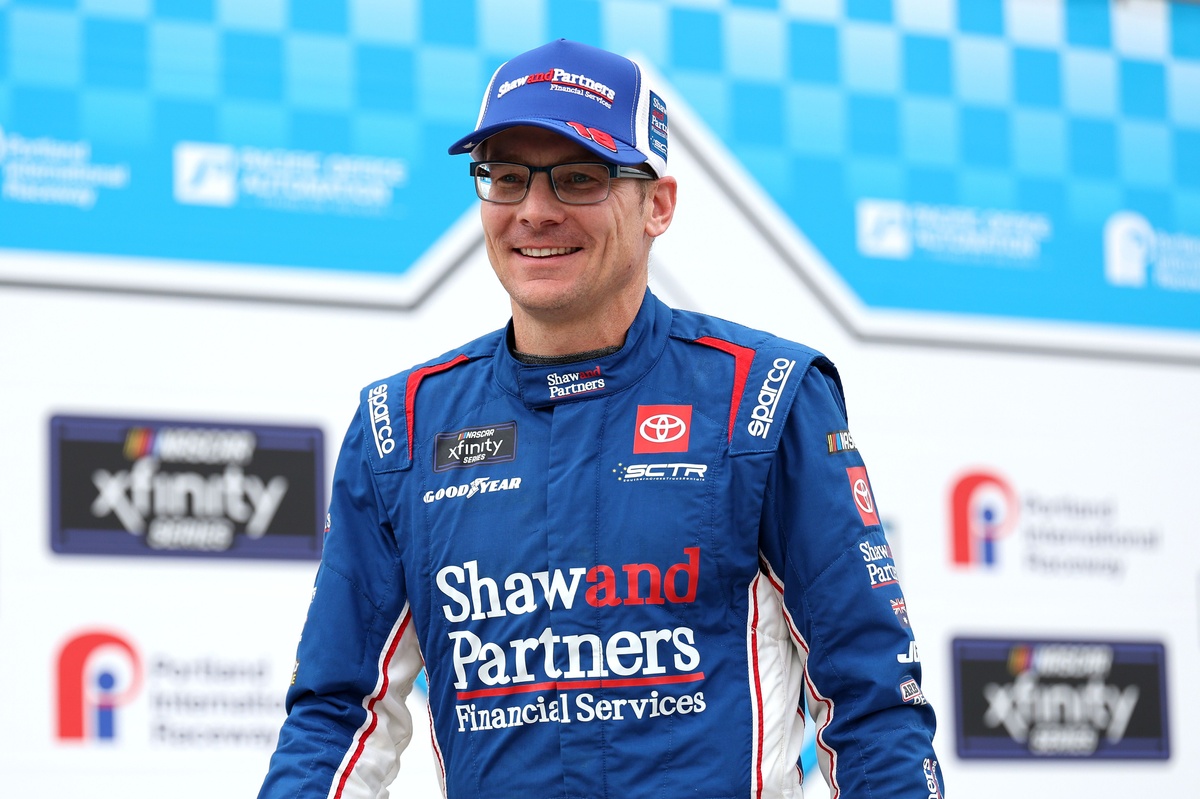 Perkins loses podium, Brown fights gremlins