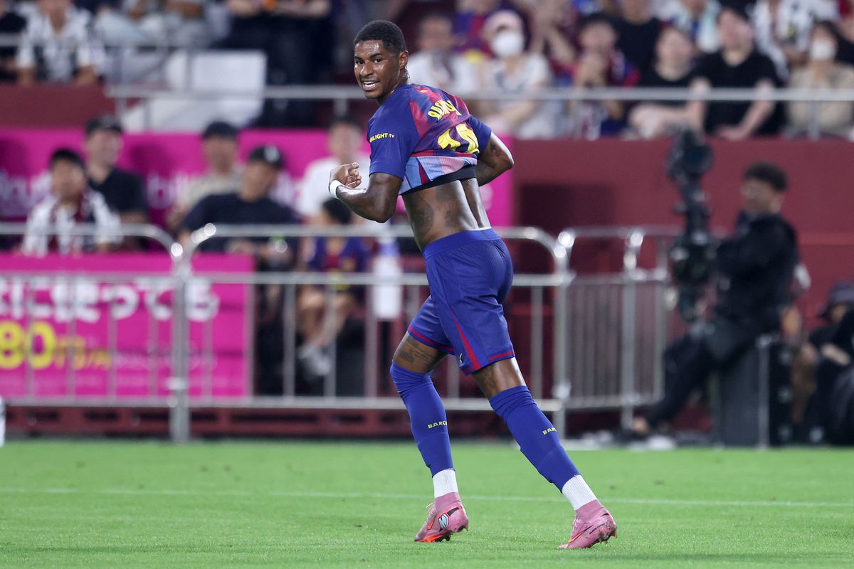 Vissel Kobe v FC Barcelona - Preseason Friendly