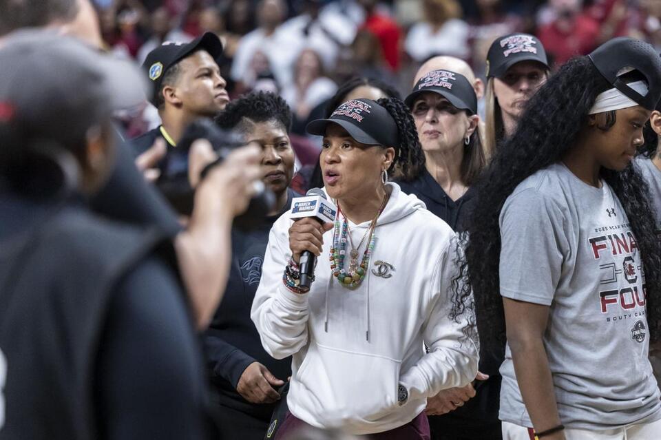 “We Should Be Rolling in It”: When Dawn Staley Opened Up About NIL Challenges and Staying Competitive in Recruiting
