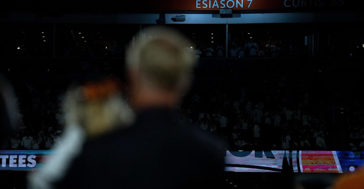 [SB Nation] Bengals are asking legends to pay for their own flight and hotel to attend ring of honor ceremony