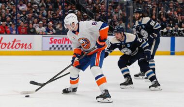 Clutter thought Dobson's AAV should be in the 7's & questioned whether he could handle himself defensively.