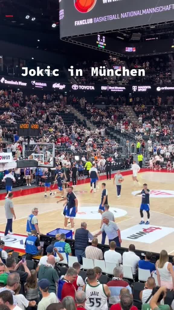 Jokic acrobatic dunk in warm-ups before the Serbia-Germany game