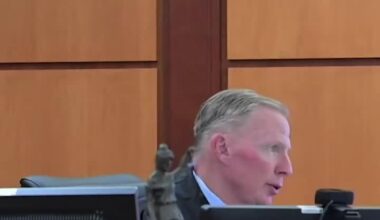 NBA legend Shawn Kemp sentenced to 30 days of electronic home monitoring and one year of community custody after pleading guilty to shooting at a stolen car outside Tacoma Mall.