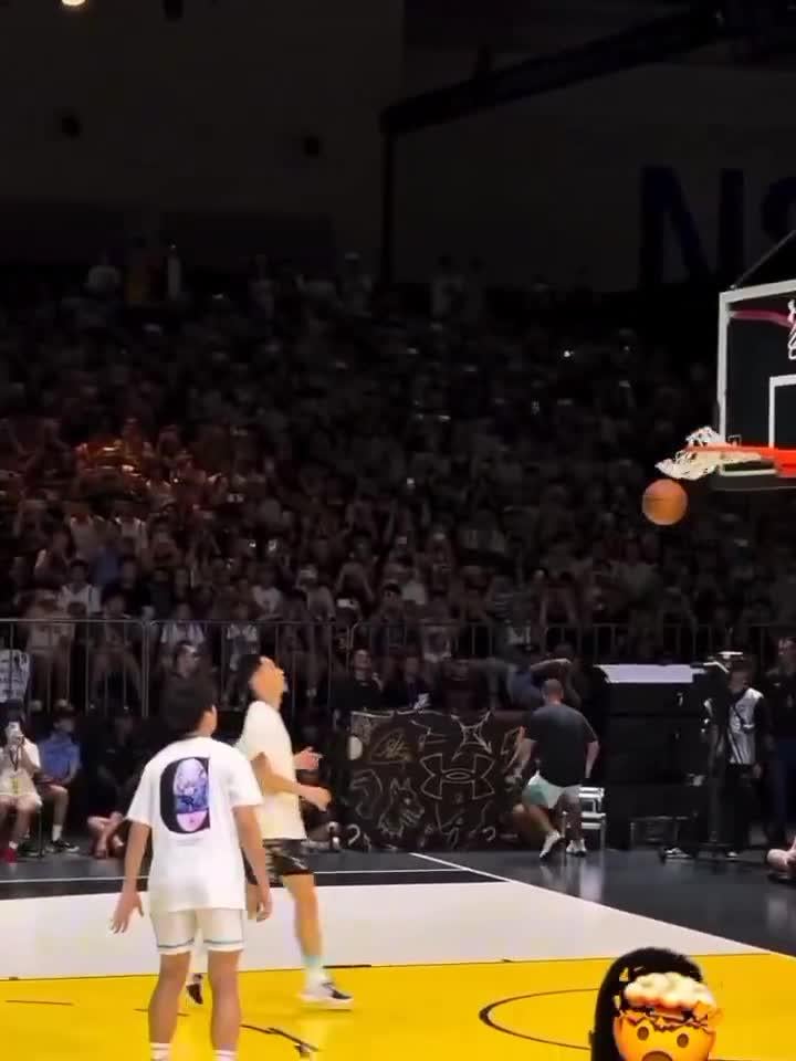 Steph Curry halfcourt shots, logo 3, and the reverse dunk in China