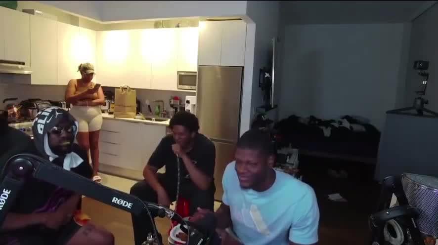 Mo Bamba talks about his friend roasting him after the Utah Jazz waived him: "This n***a is an asshole... he sent me an unemployment link bro."