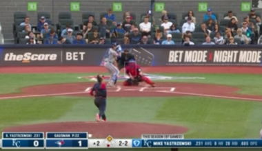 Mike Yastrzemski first at bat as a royals is a two run homer