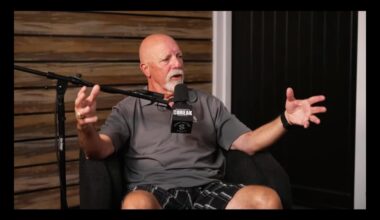 [Byron Scott’s Fast Break] Ex-Lakers Trainer Gary Vitti Recalls the Time Shaq Wiped His Ass and Threw Shit-Covered Toilet Paper at Him While He Was Using the Urinal