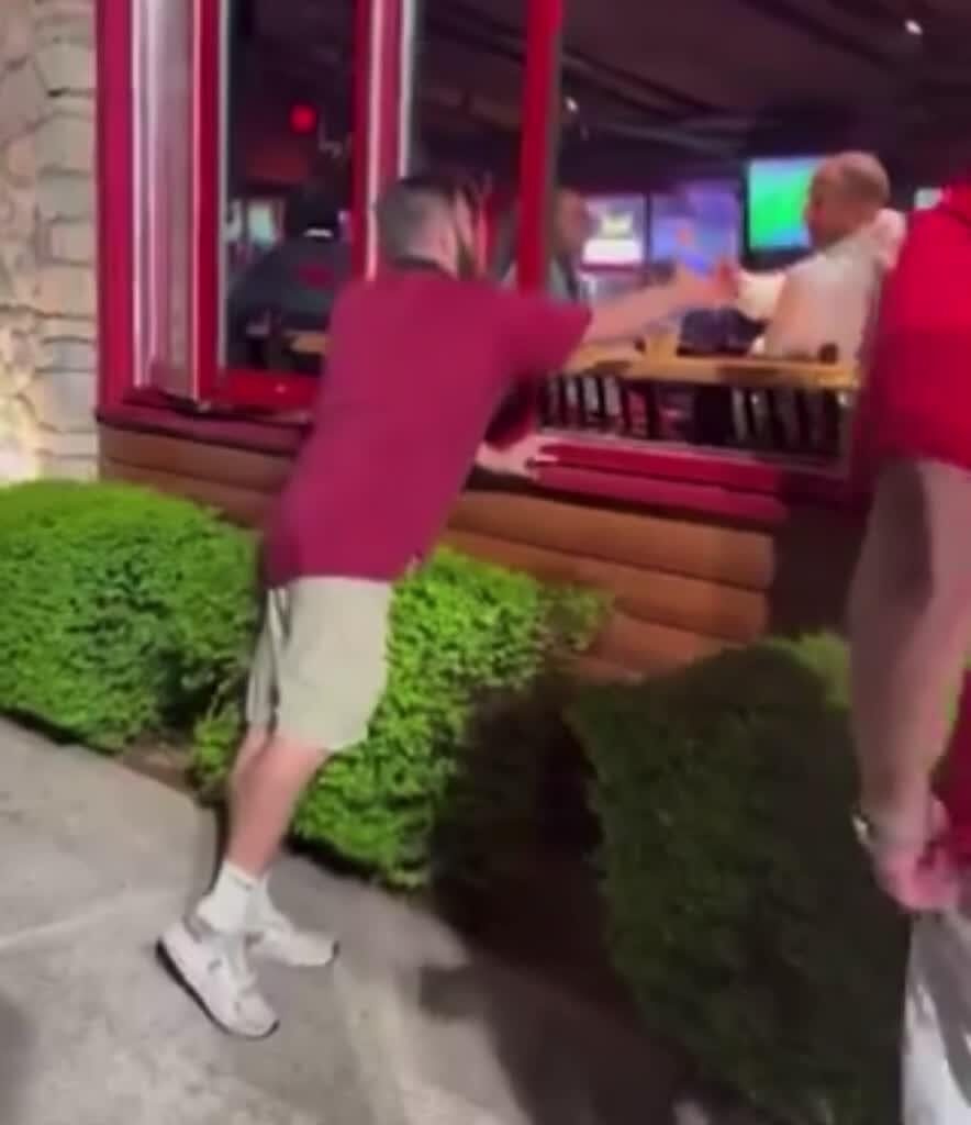 Fan greets Nico Harrison at a restaurant and reminds him that everyone still hates him