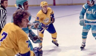 I love how both teams wore full-coloured jerseys in the 1970s. Should the NHL go back to that?