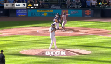 Heliot comes through down to the final out to give the Giants the lead!!