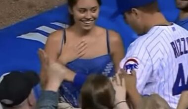 Rizzo makes the catch