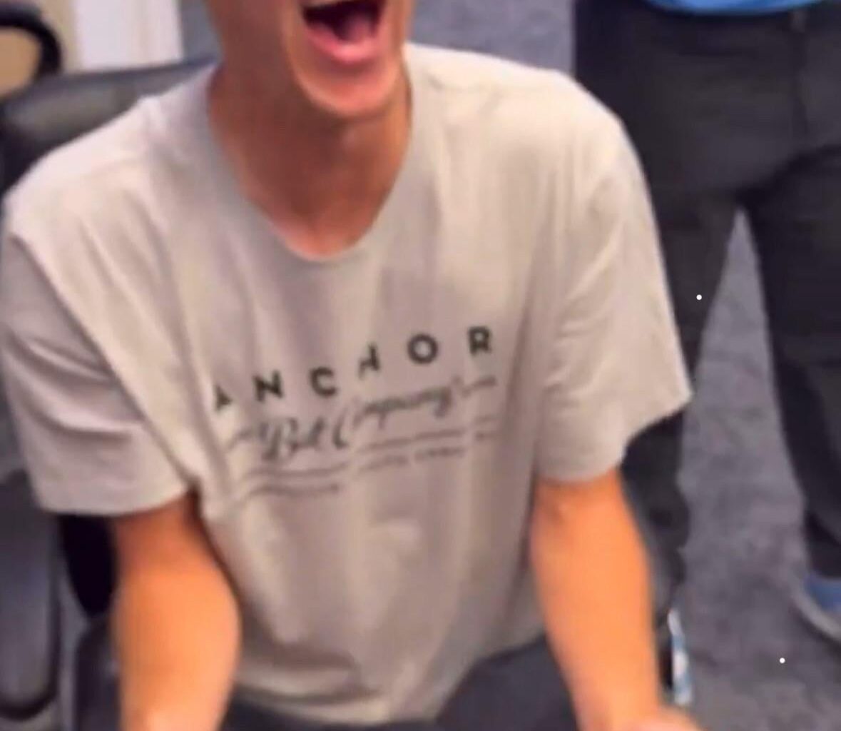 Misi pulled a new card!