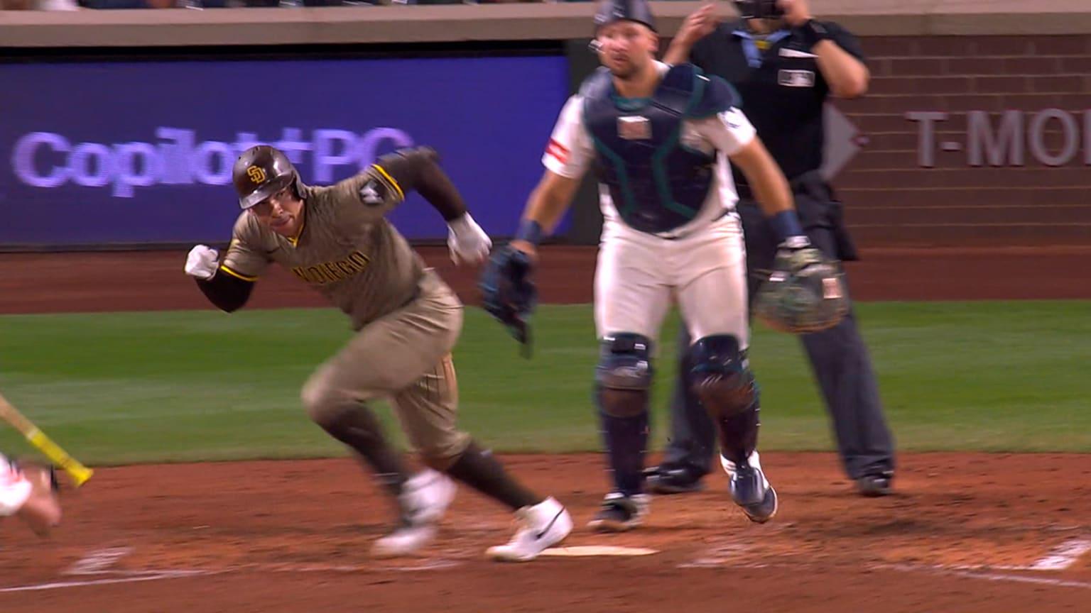 FermDAWG (emphasis on the DAWG) helps us out with a game-winning RBI bunt!