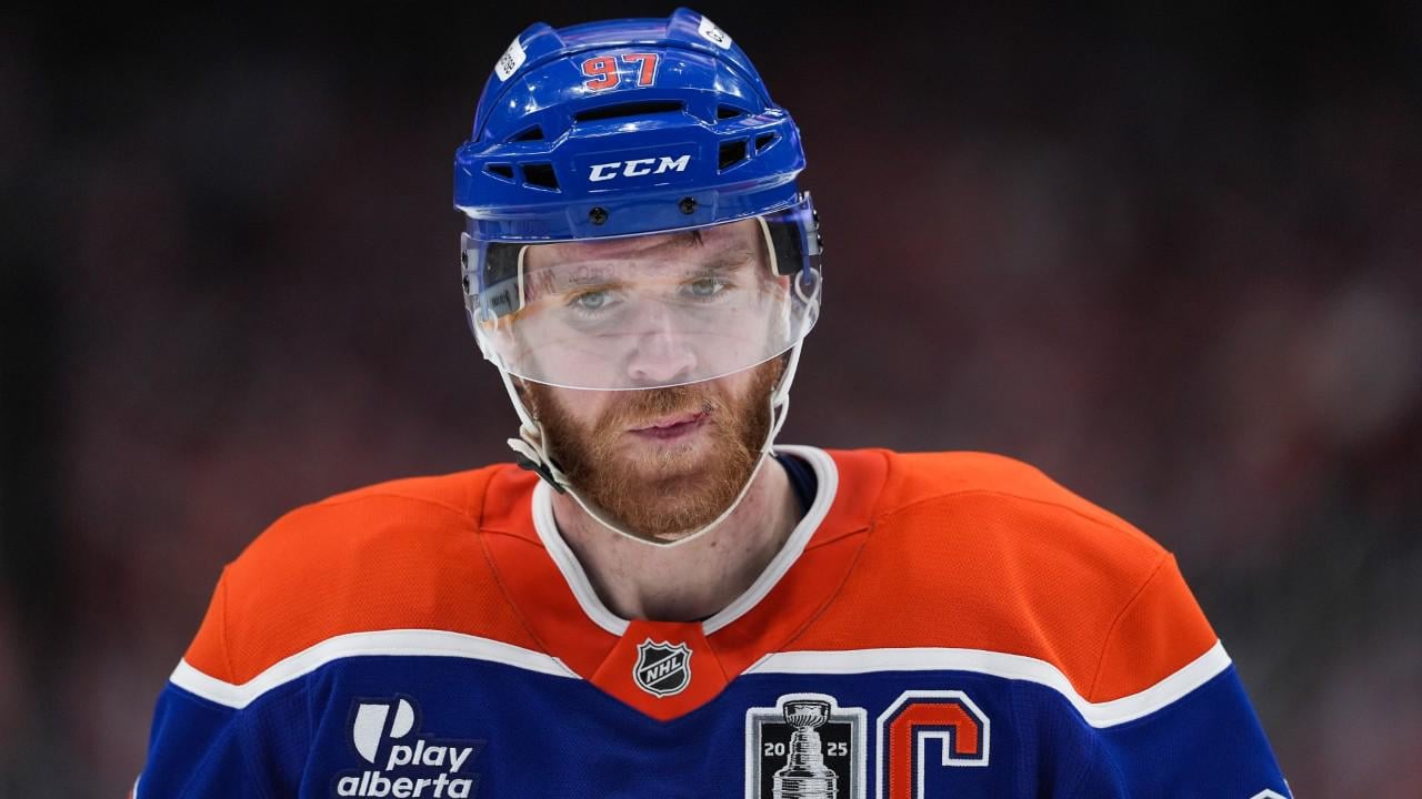 Oilers GM Stan Bowman hopes to get McDavid extension 'wrapped up' soon
