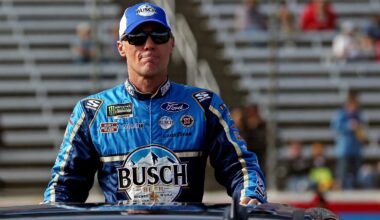 Kevin Harvick Warns Drivers About Harsh Sacrifices Required to Win The NASCAR Championship