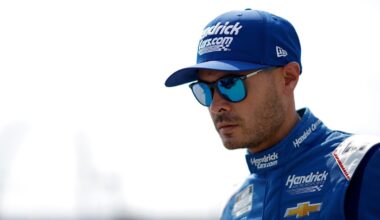 Frustrated Kyle Larson boils over on the radio in rough Iowa race