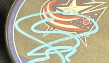 Anyone able to ID this autograph? Thanks