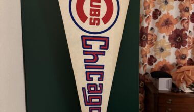 Picked up this immaculate pennant at a flea market. Anyone recognize this Chicago font?