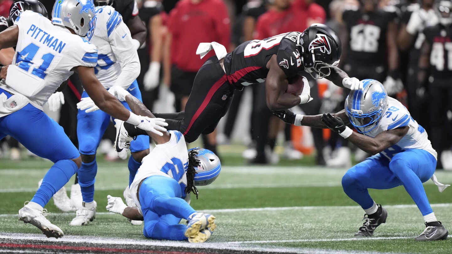 Lions-Falcons preseason game ends early after serious injury to Detroit's Morice Norris