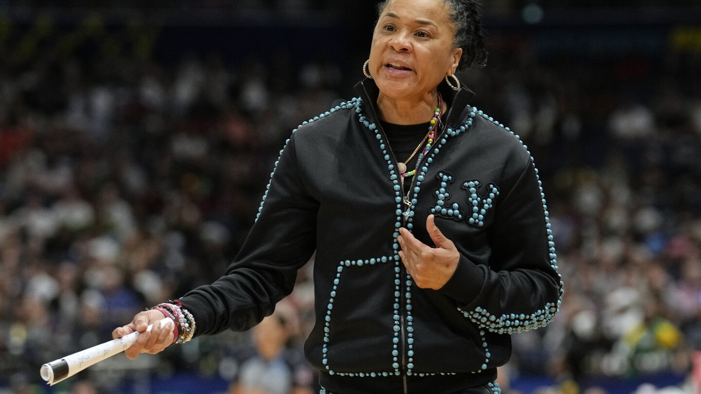 Dawn Staley says she would have taken Knicks coaching job if offered