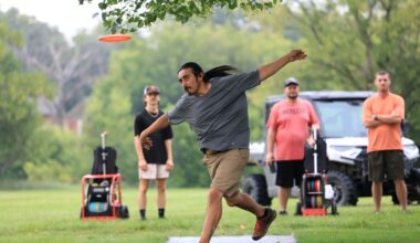 A transformed golf course in Manvel is hosting North Dakota's state disc golf championship - Grand Forks Herald