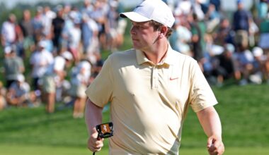 Robert MacIntyre closes with 40-foot birdie to lead Scottie Scheffler by four at BMW Championship