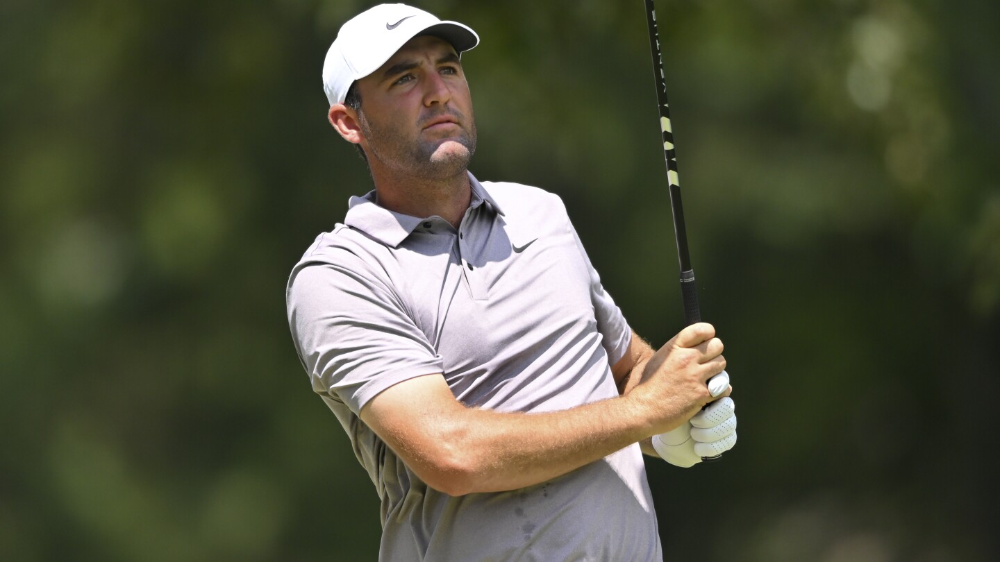 Scottie Scheffler to use Chris Kirk's caddie at BMW Championship