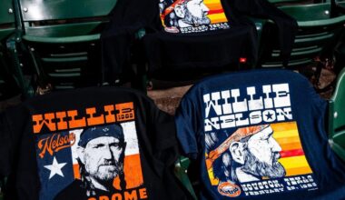 Any smokers, I mean Willie Fans. These t-shirts are sweet