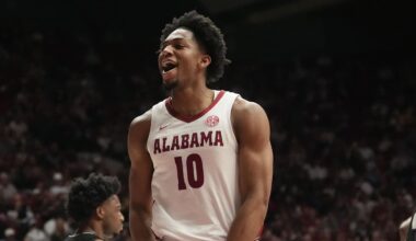 A college basketball expert has predicted who Kentucky's "Glue Guy" will be