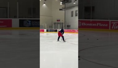 First look at Jonathan Toews on the ice in Winnipeg 👀 #gojetsgo