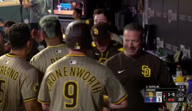 The Padres put up SEVEN runs in the 7th vs Twins🔥