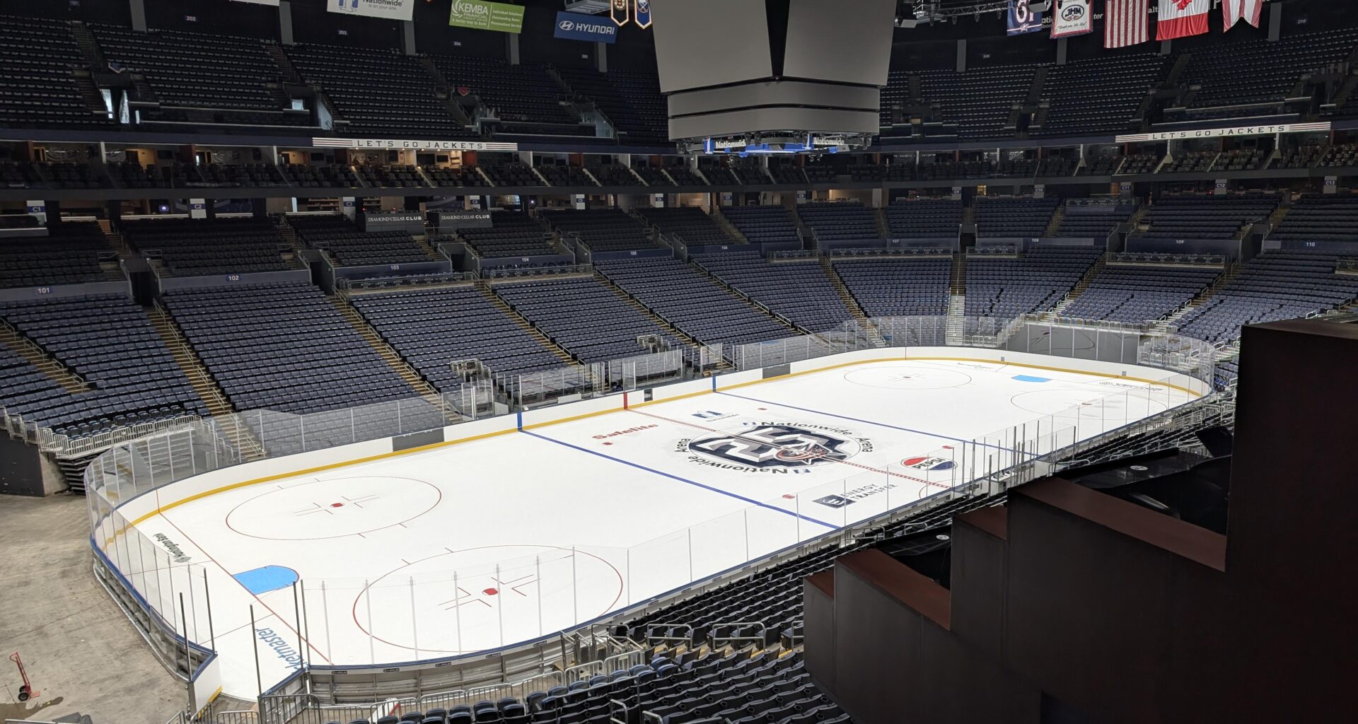 New center-ice logo!