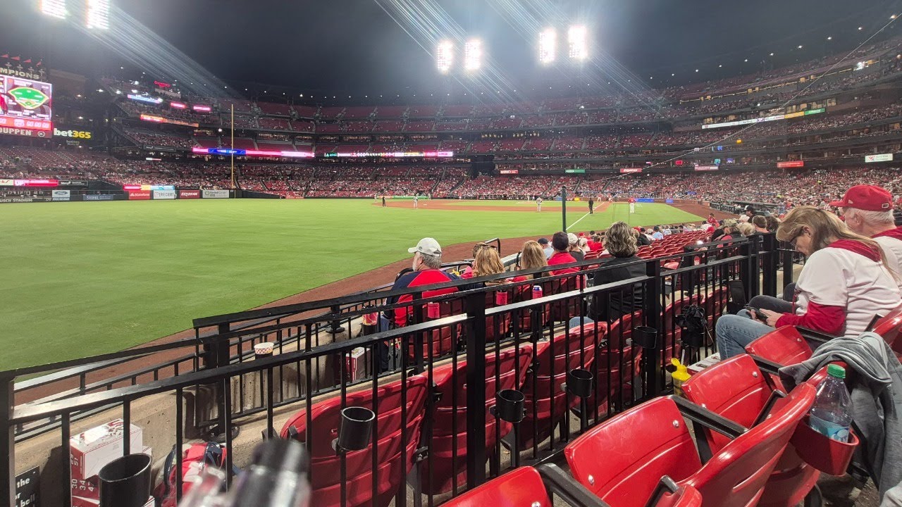 On Location - SF GIANTS vs STL Cardinals