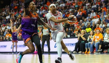 Connecticut Sun play Phoenix Mercury
