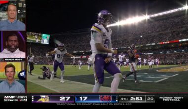 Randy Moss HYPED after J.J. McCarthy's rushing touchdown puts Vikings up by 10 | ManningCast