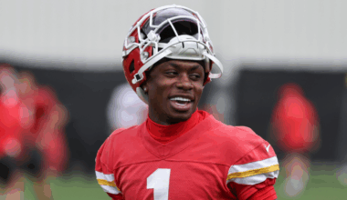 Xavier Worthy injury: Chiefs WR doubtful vs. Eagles after dislocating shoulder in collision with Travis Kelce