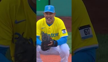 Fenway loves Big Papi 💚