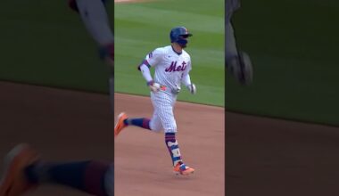 Brandon Nimmo goes yard! 🍎