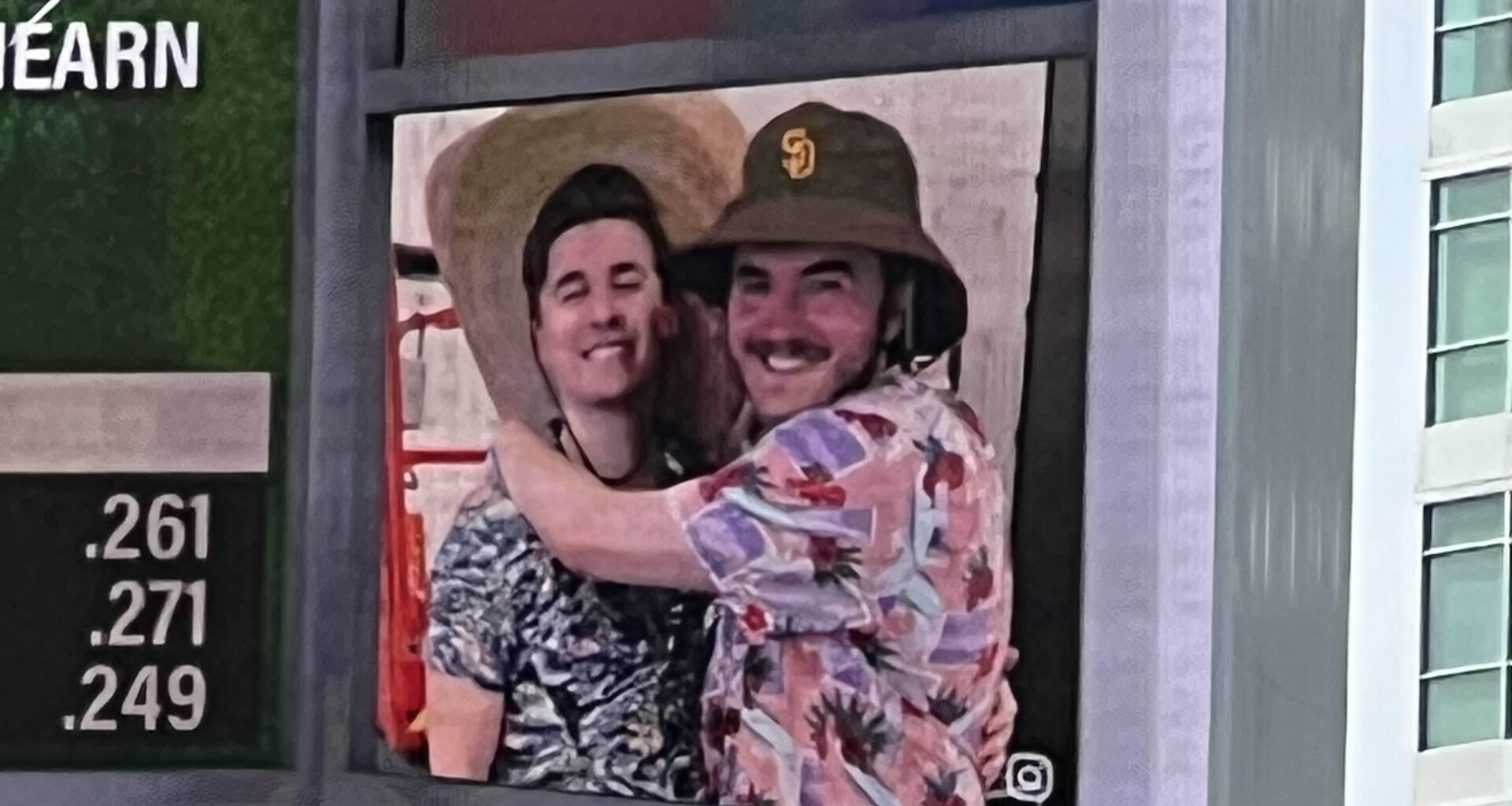 Who put Jschlatt on the jumbrotron yesterday???