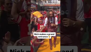 A true #Chiefs kingdom royalty experience today 👑 #NFL