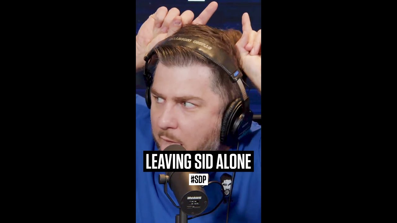 We're going to leave Sidney Crosby alone... for now... 😏 #SDP #penguins #nhl #hockey