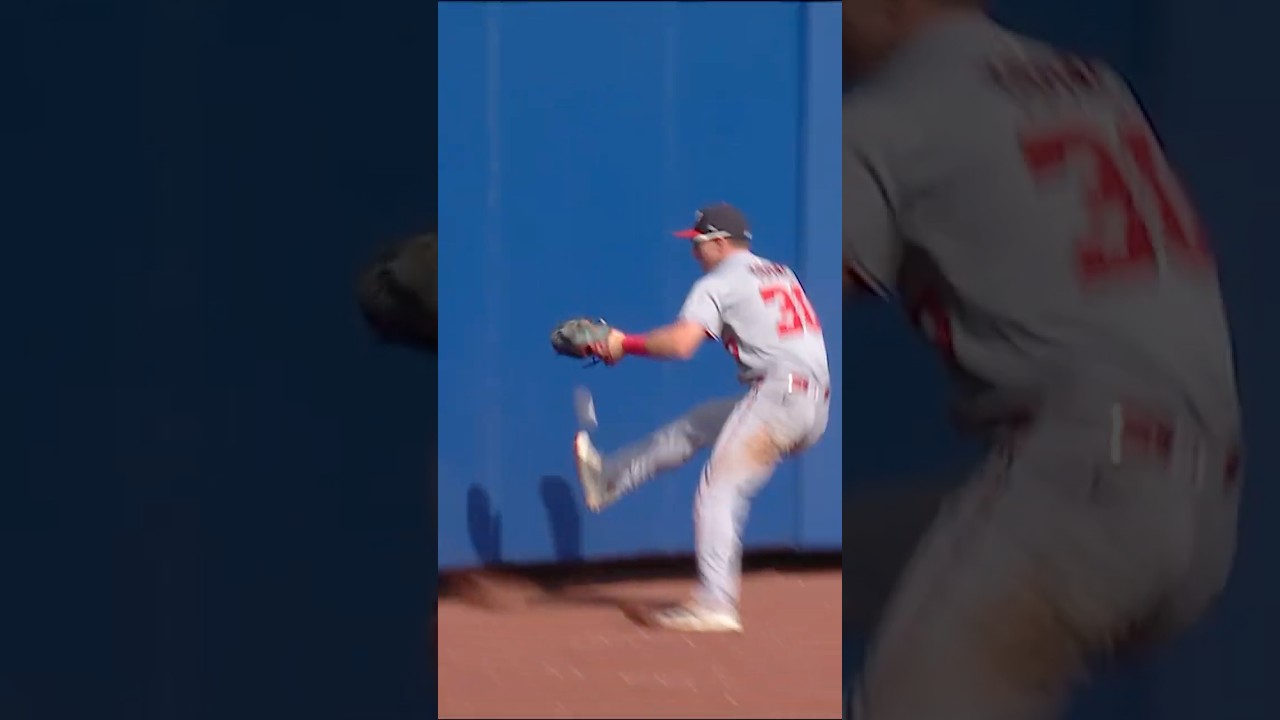 Jacob Young KICK SAVE CATCH??!! 🤯🤣