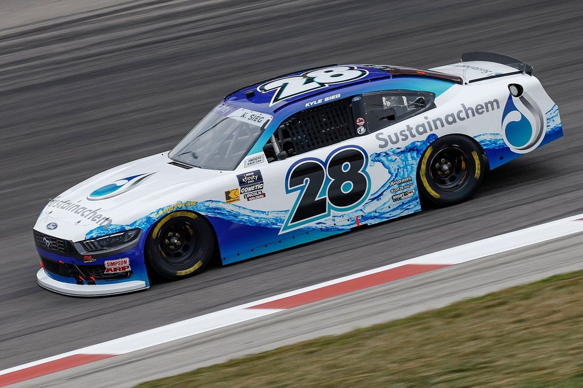 Three NASCAR Xfinity teams fail pre-race inspection at…