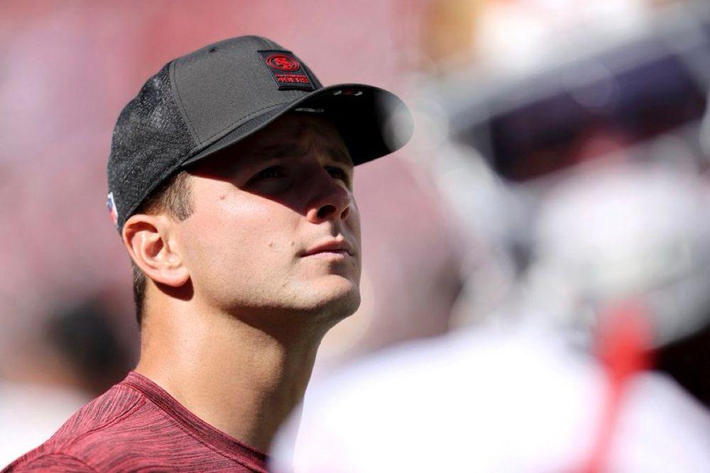 [Rapoport] 49ers coach Kyle Shanahan told KNBR that QB Brock Purdy is progressing towards returning to the field on Sunday:"I think (the toe) is feeling better each day and if that continues he should be good on Sunday."