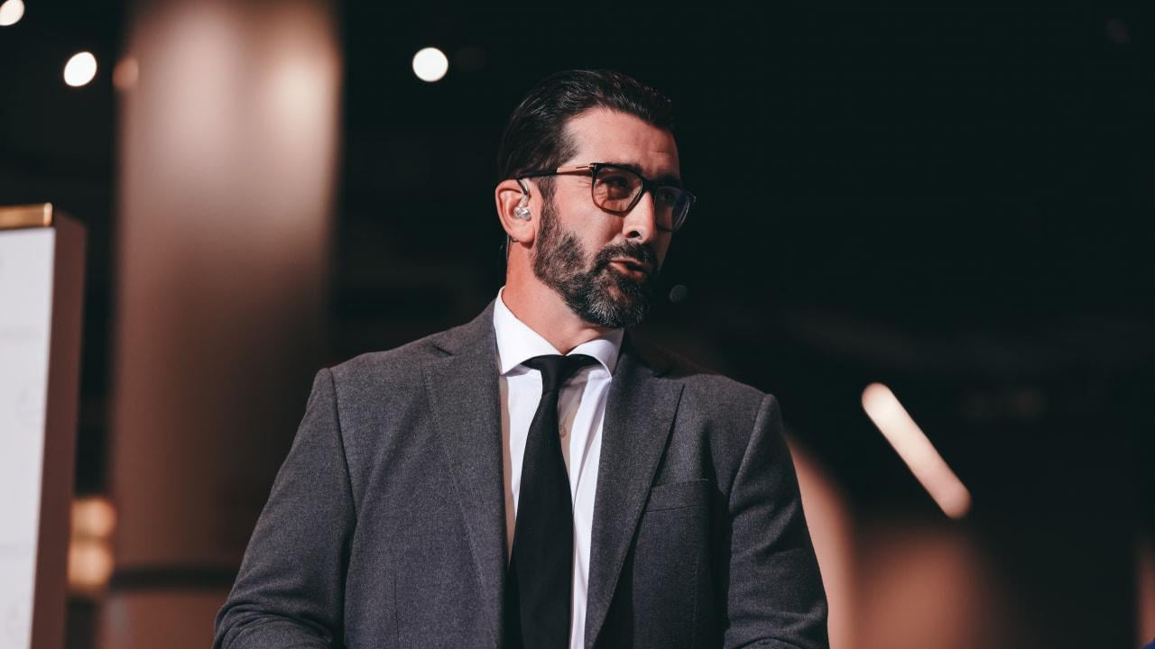 Josh Bailey and Cal Clutterbuck will host an “Altcast” for select Islanders games this season, plus other Isles media developments