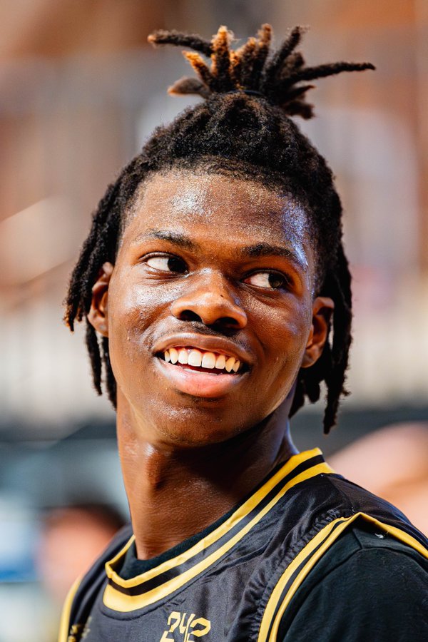 Monmouth offer for Stepinac's Perry